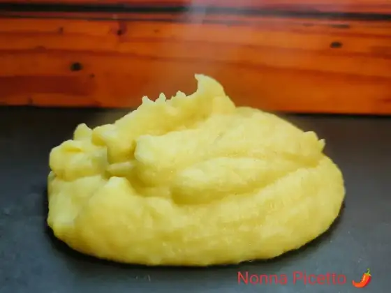Purè di patate cremoso - La guida definitiva per un contorno perfetto